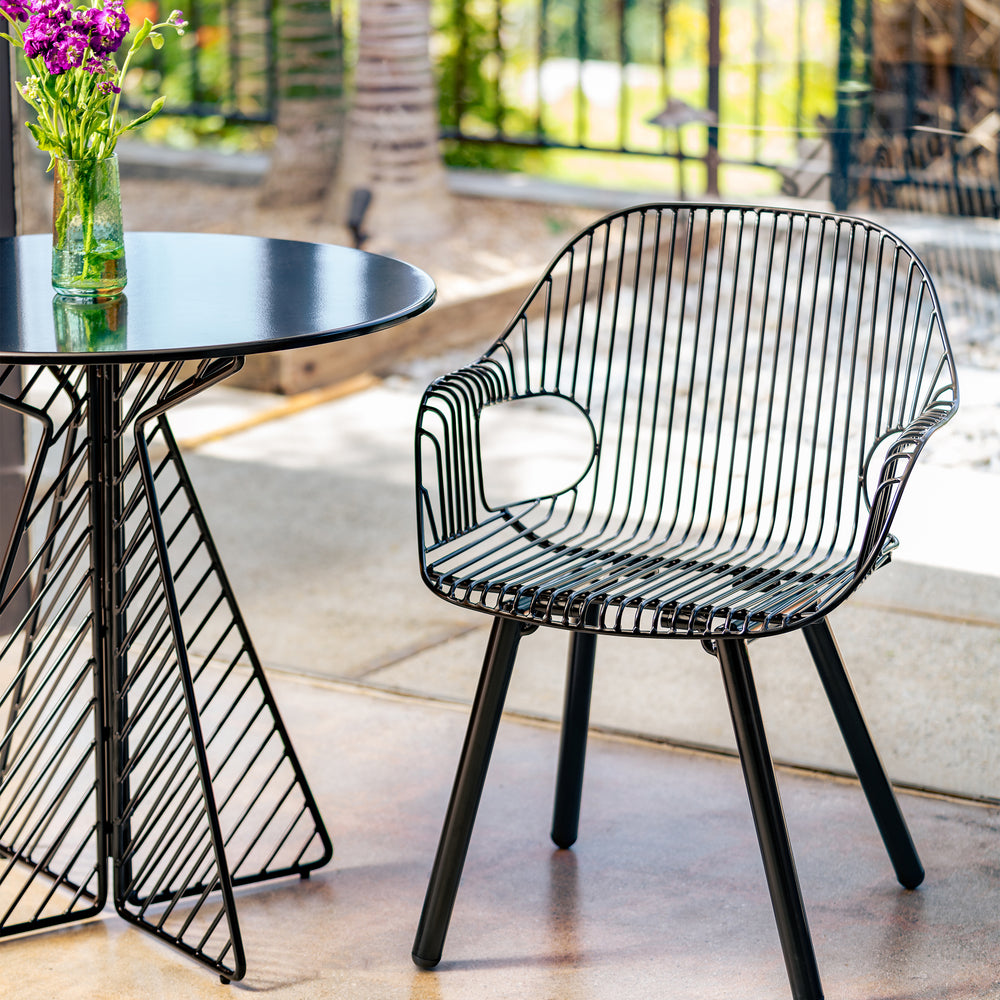 Cafe Indoor/Outdoor Round Dining Table