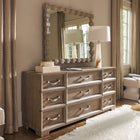 Aventura Mirror