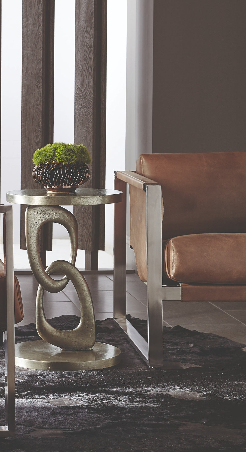 Linea Metal Round Chairside Table with Interlocking Shape