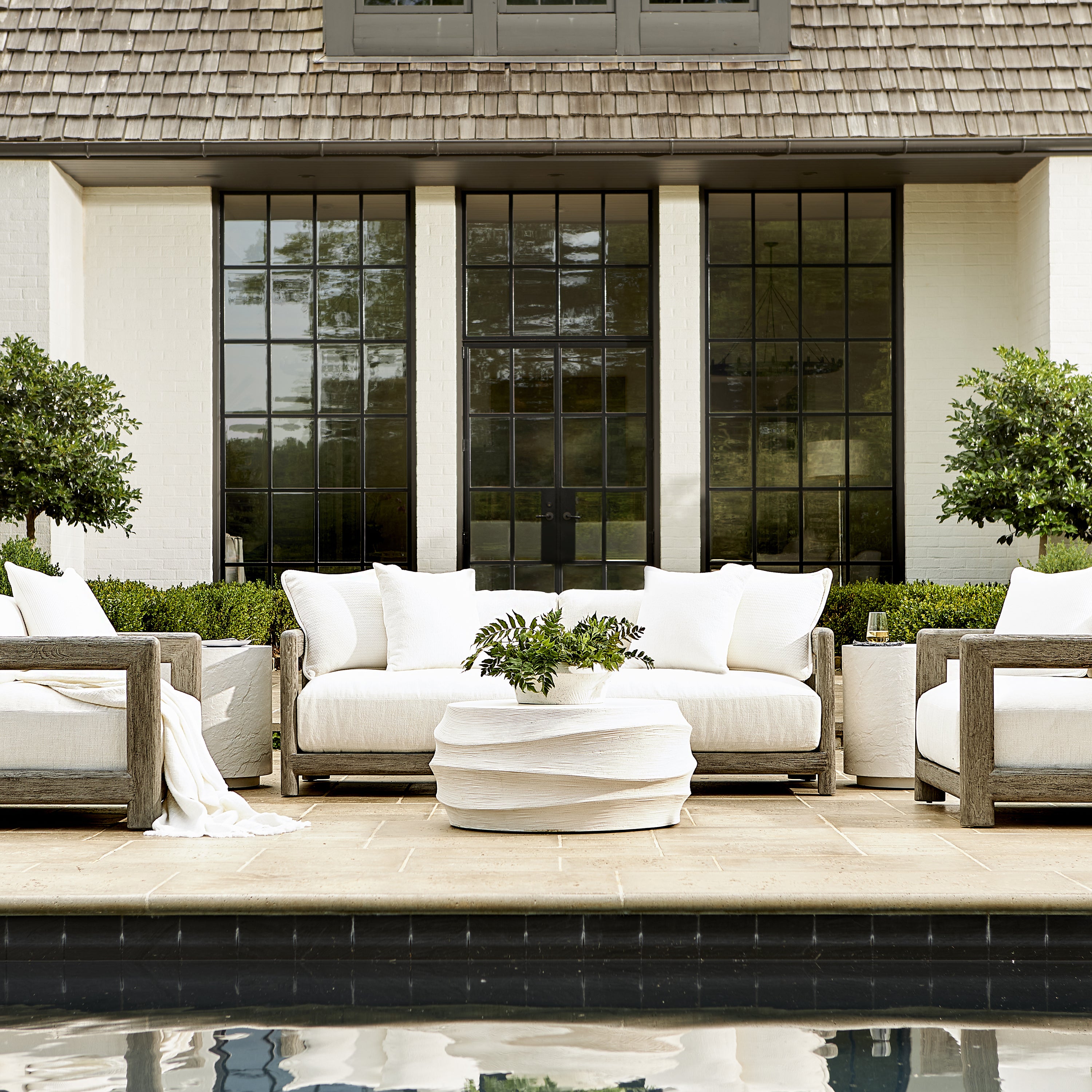 Bernhardt Exteriors Montaigne Sofa - Thumbnail 3