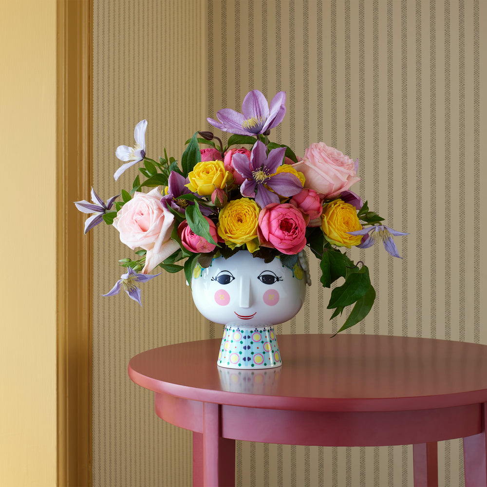 Eva Flowerpot on Base