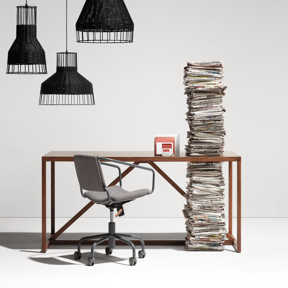 Strut Table