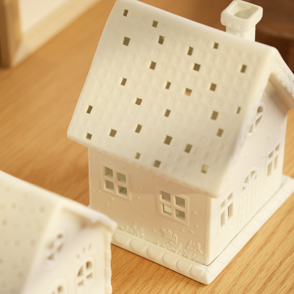 Holiday Village House Tealight Holder