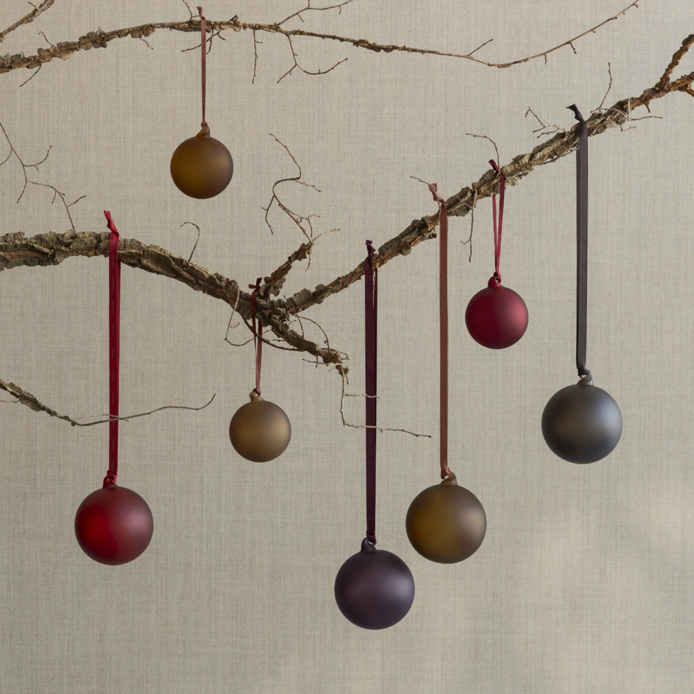 Juhla Ornament (Set of 8)