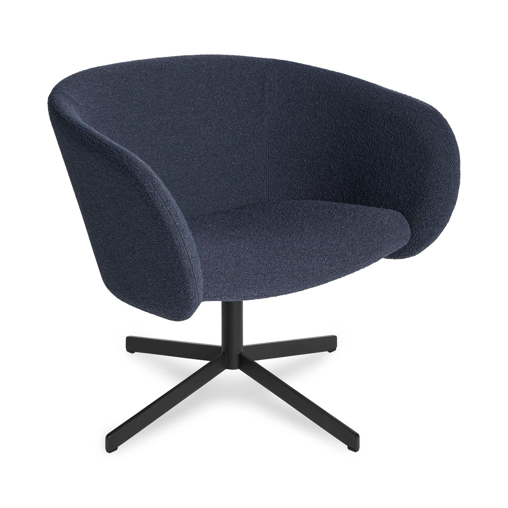 Close Encounter Swivel Lounge Chair