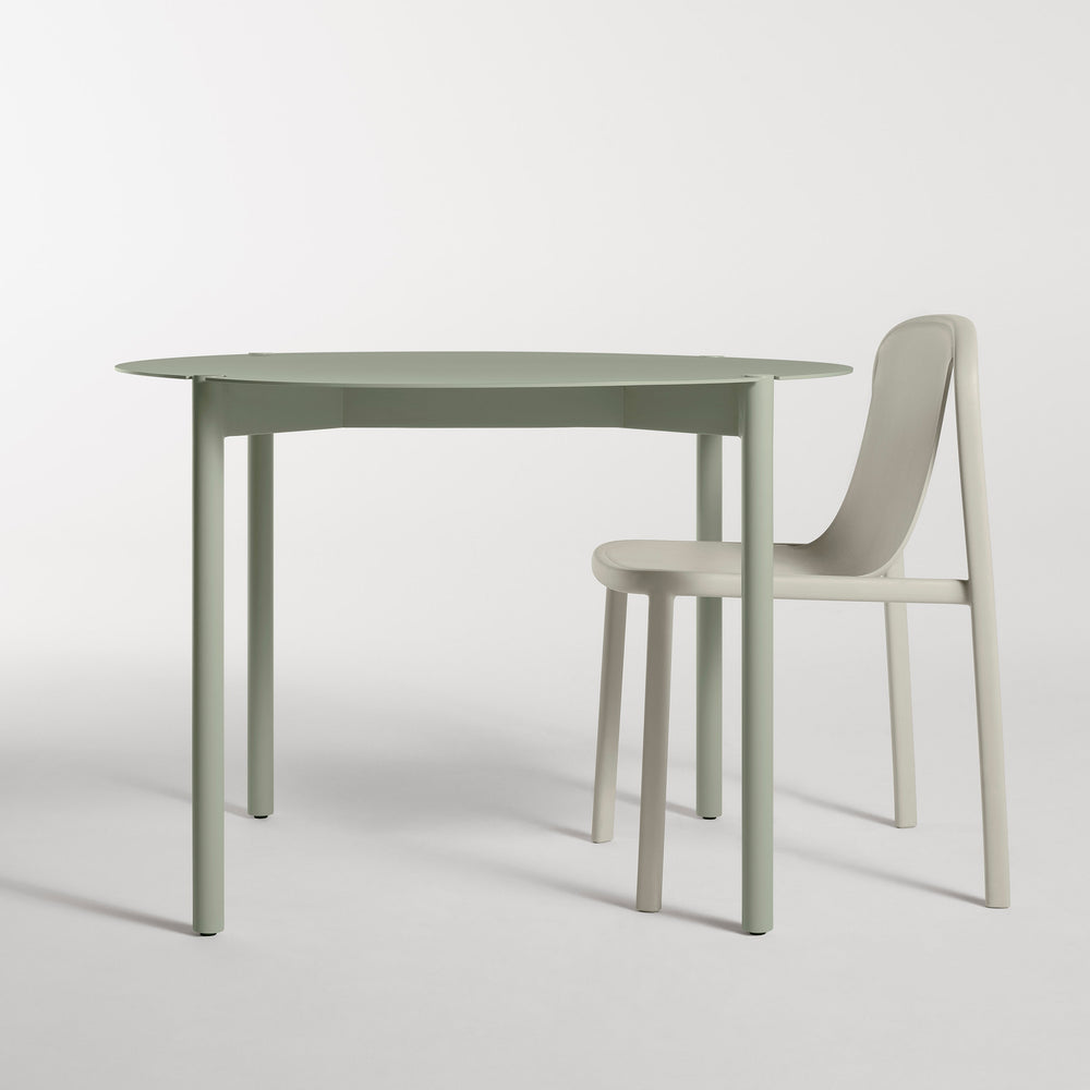 Comeuppance Round Dining Table