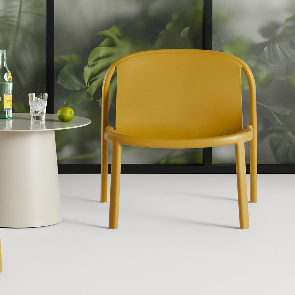Decade Lounge Chair