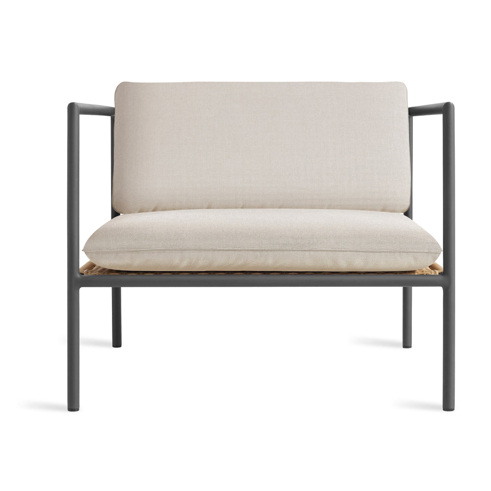 Dog Days Outdoor Lounge Chair