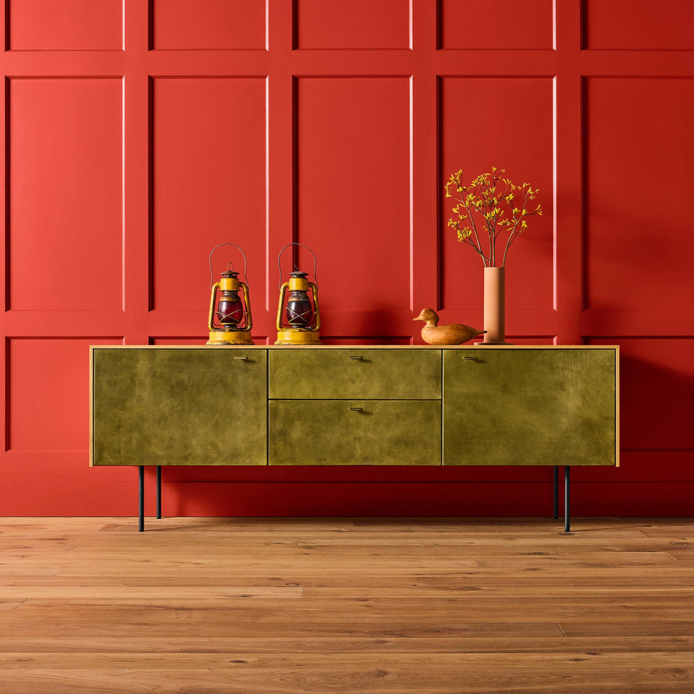 Fable 2 Door/2 Drawer Console