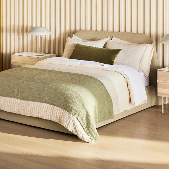 Lid Storage Bed