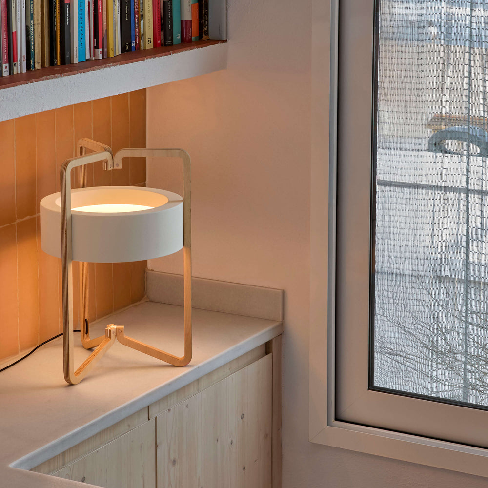 Vuota Accent LED Table Lamp