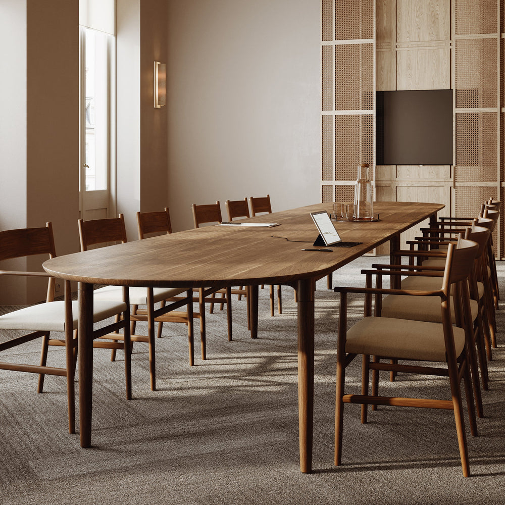 ARV Plus Dining Table