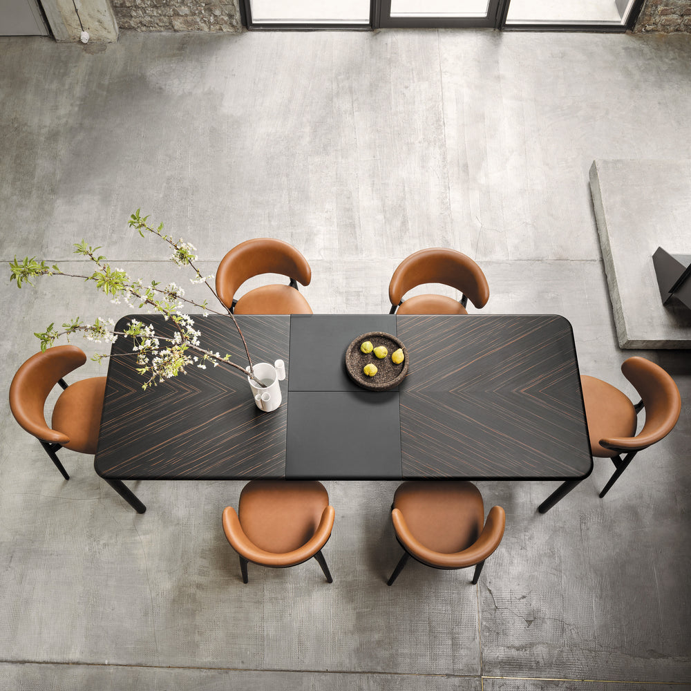 Oleandro Chair with Wood Base