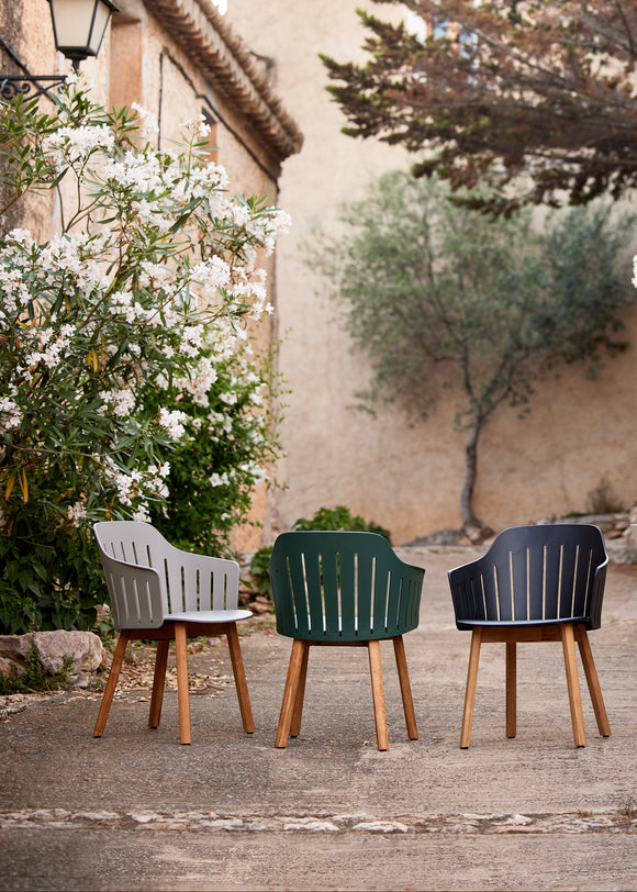 Choice Outdoor Dining Armchair with Wood Legs
