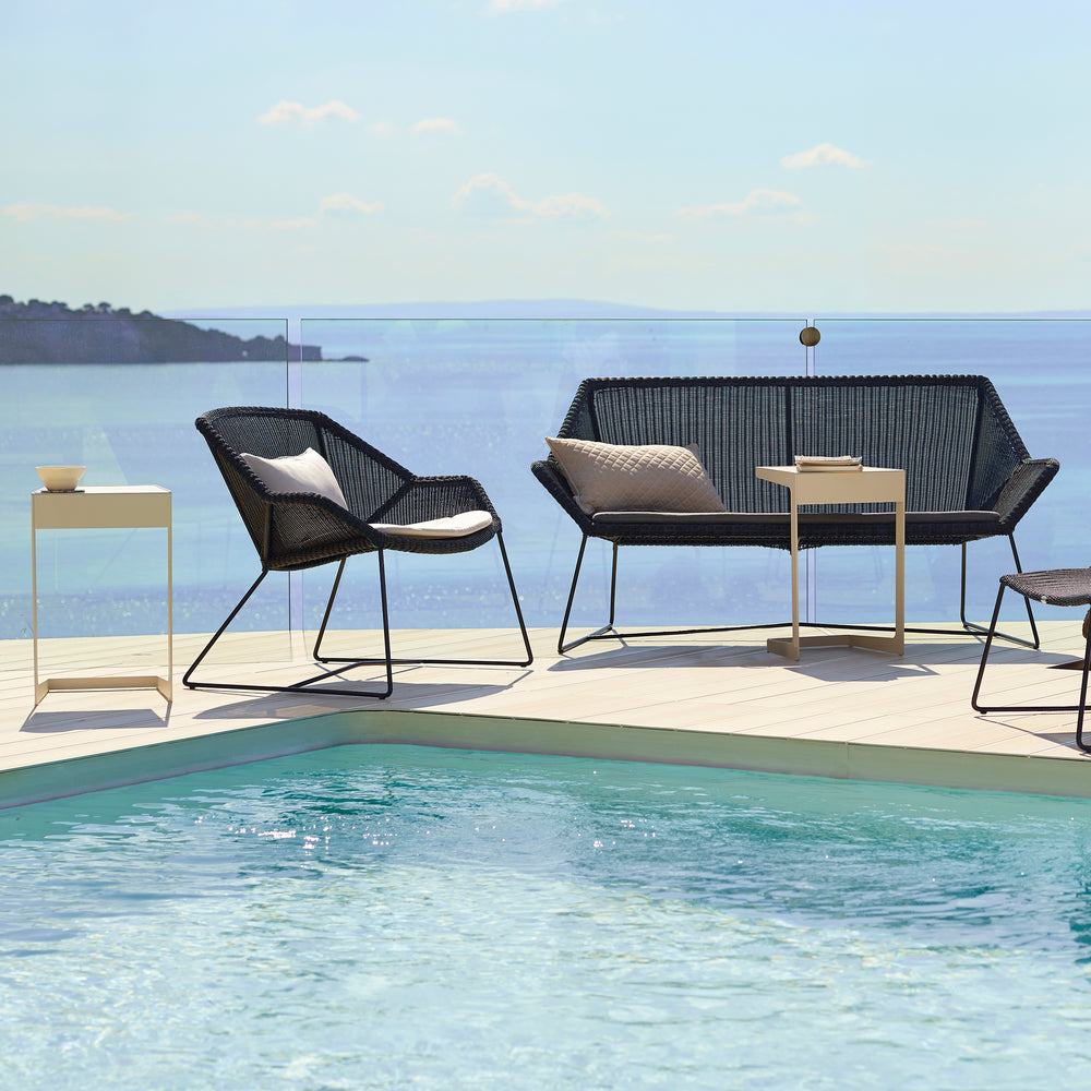 Breeze Outdoor Lounge Chair