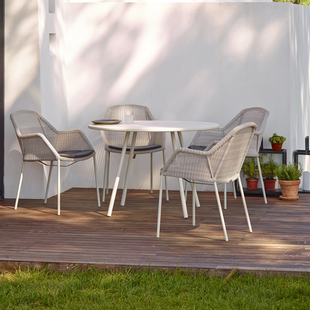 Breeze Outdoor Stackable Armchair