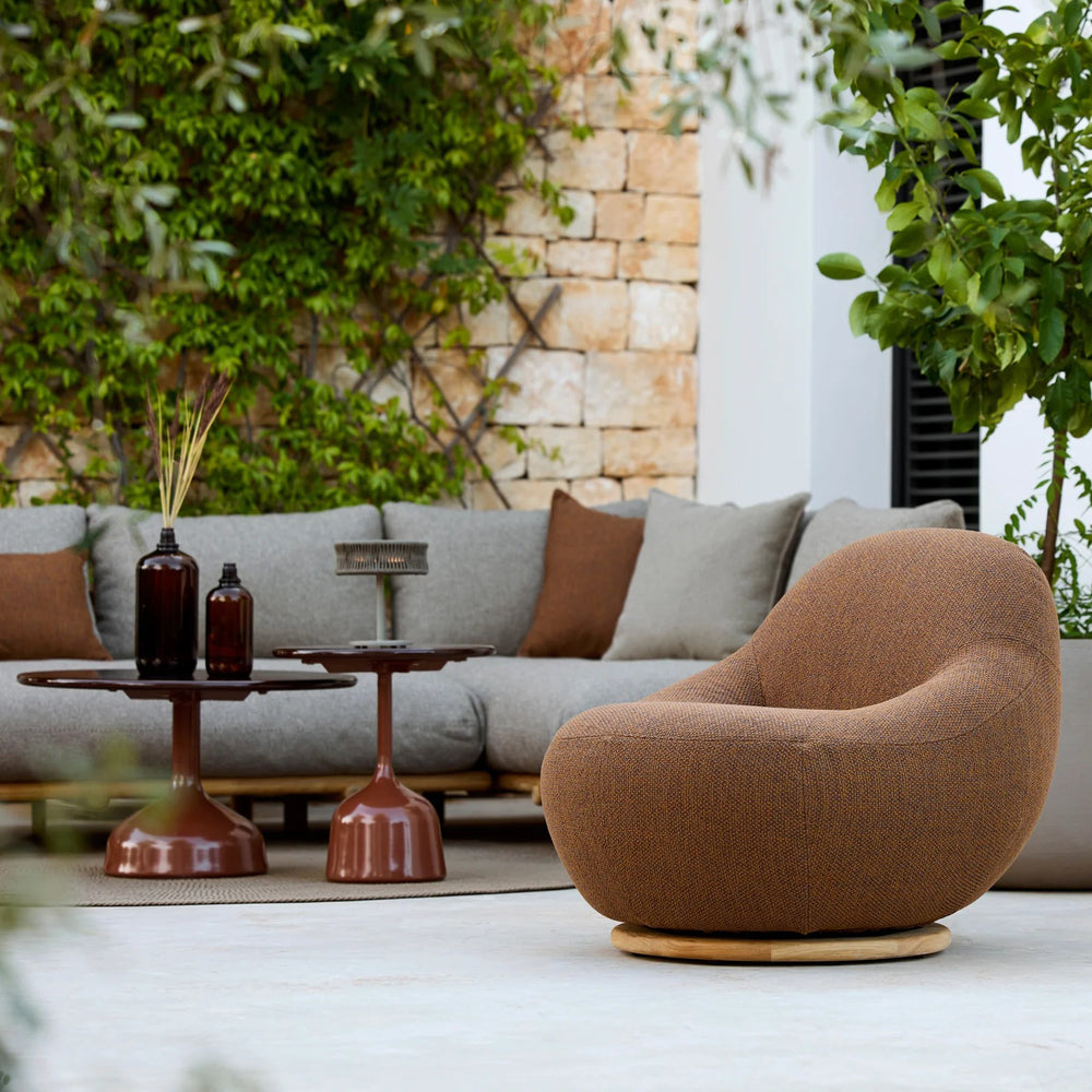 Gem Swivel Outdoor Lounge Chair