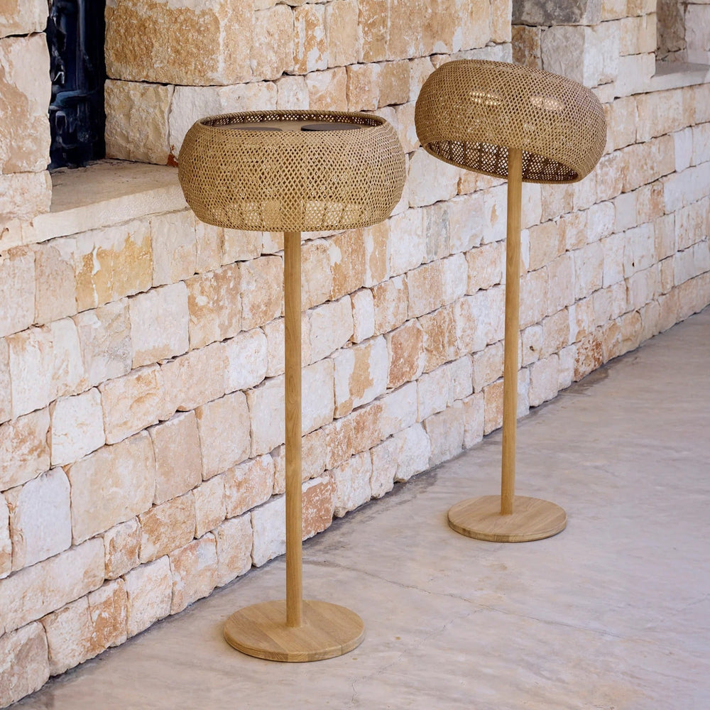 Illusion Glow Outdoor Floor Lamp