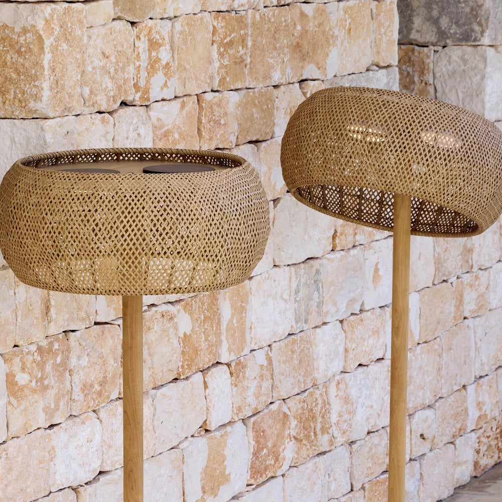 Illusion Glow Outdoor Floor Lamp