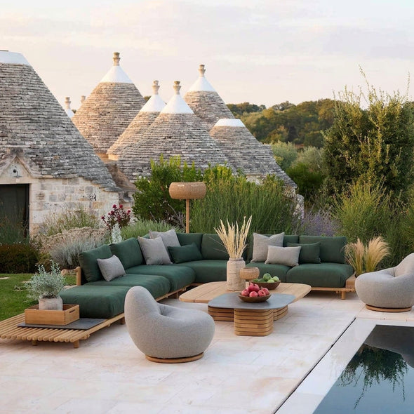 Illusion Glow Outdoor Floor Lamp