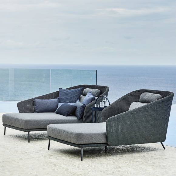 Mega Outdoor Daybed