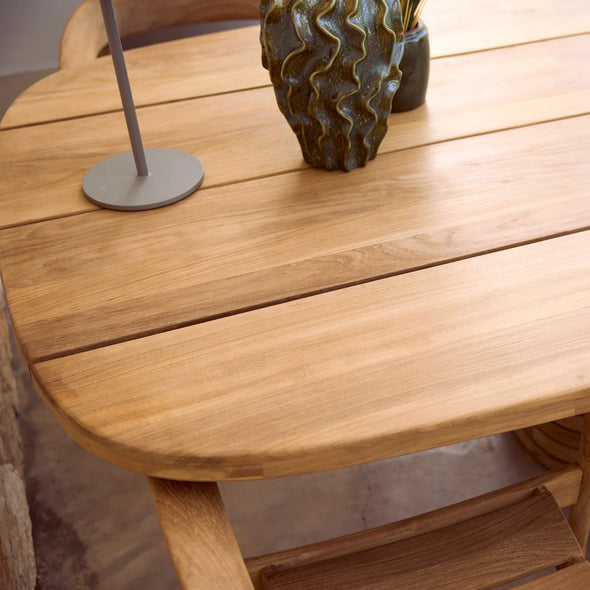 Mellow Oval Dining Table