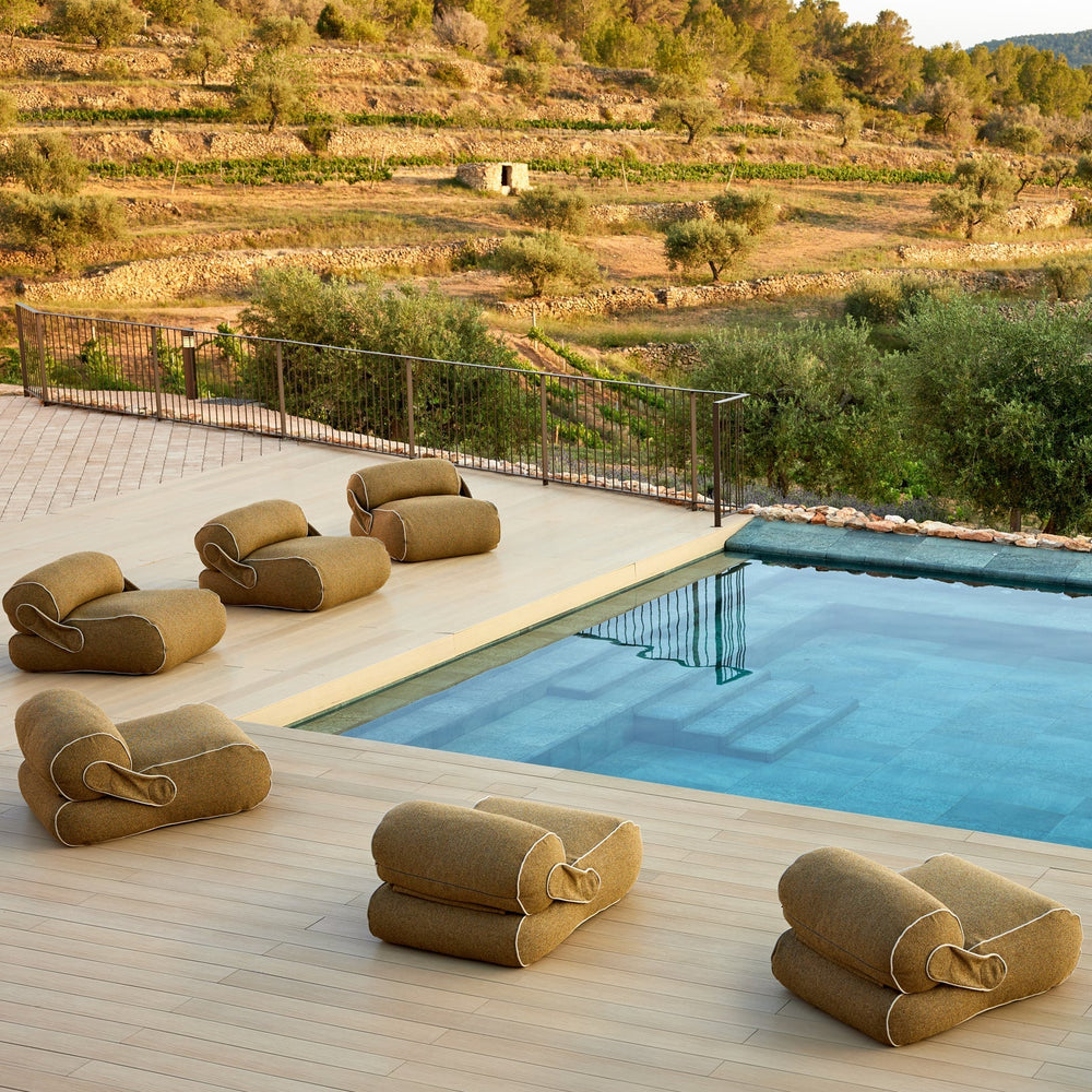 Unite Lounge Chair
