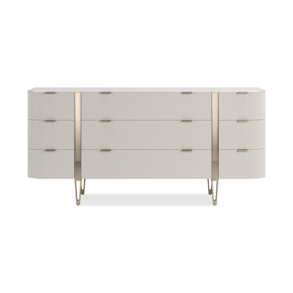 Love At First Sight Dresser with Handle Pull