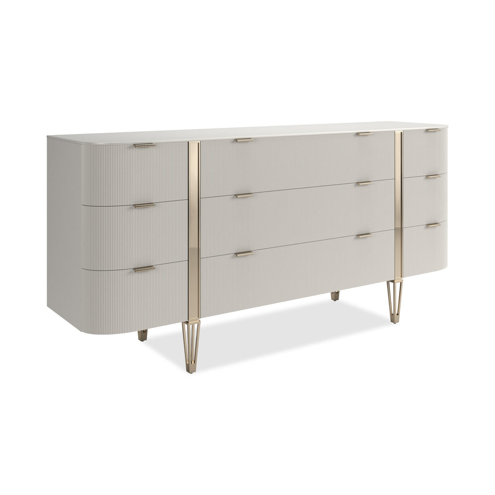Love At First Sight Dresser with Handle Pull