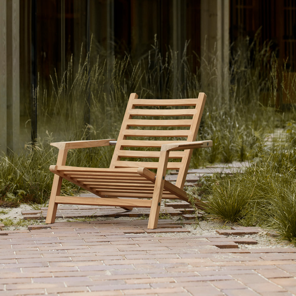 AH Outdoor Deck Chair