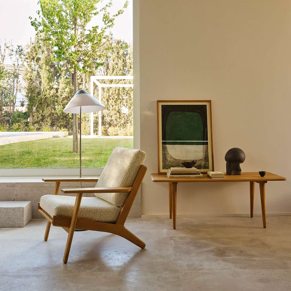 CH290 Lounge Chair
