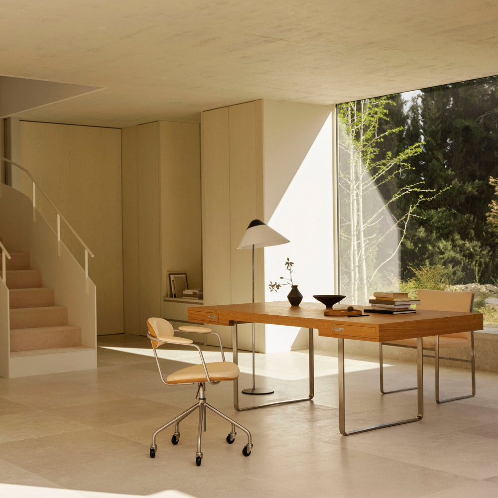 CH621 Swivel Chair