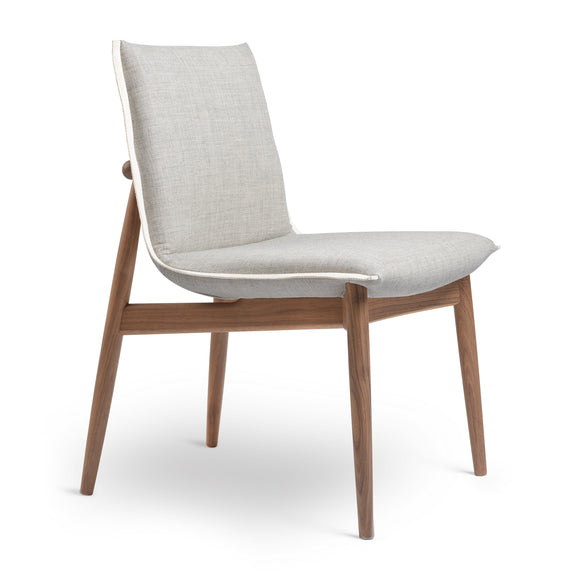 E004 Embrace Chair