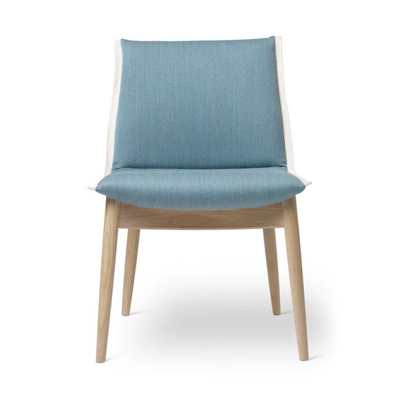 E004 Embrace Chair