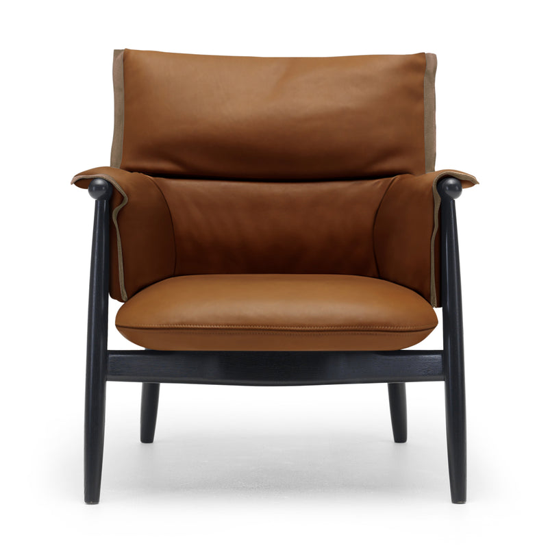 Carl Hansen and Son E015 Embrace Lounge Chair - 2Modern