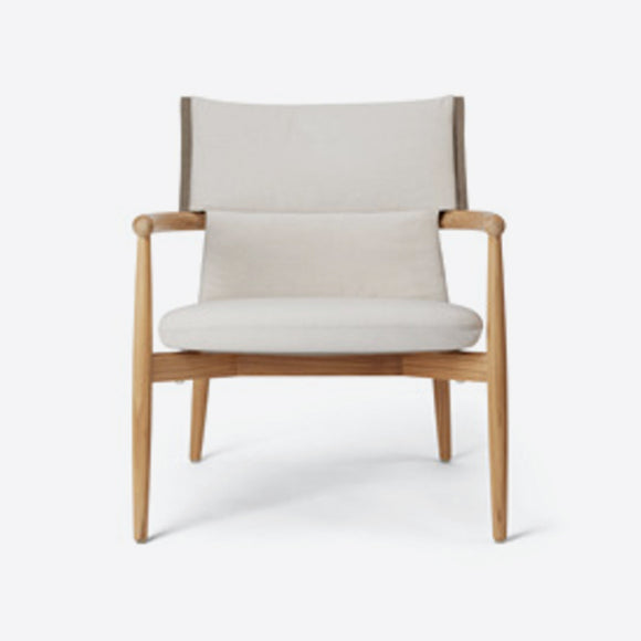 E018 Embrace Outdoor Lounge Chair