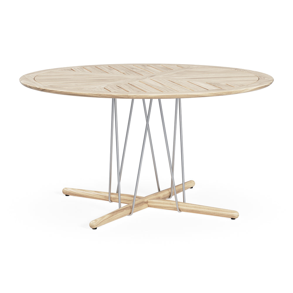 E022 Embrace Outdoor Dining Table
