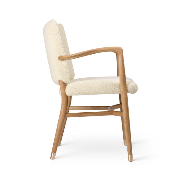 VLA61 Monarch Armchair