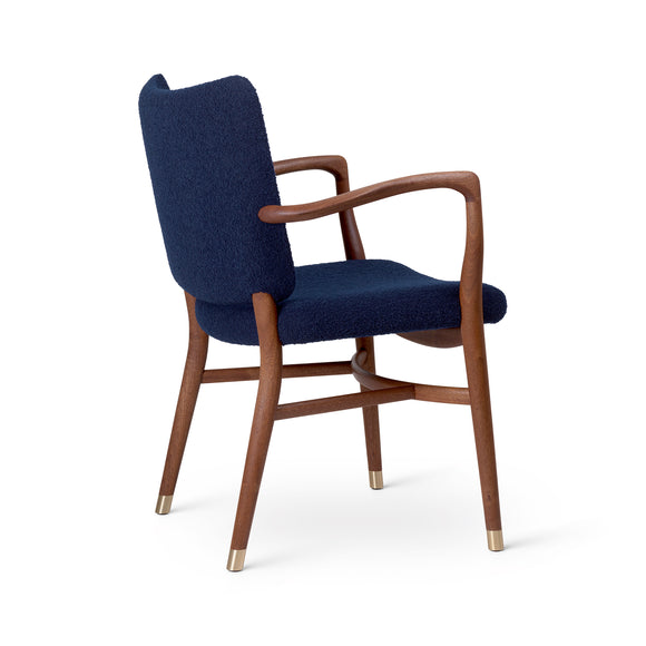 VLA61 Monarch Armchair