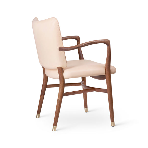 VLA61 Monarch Armchair