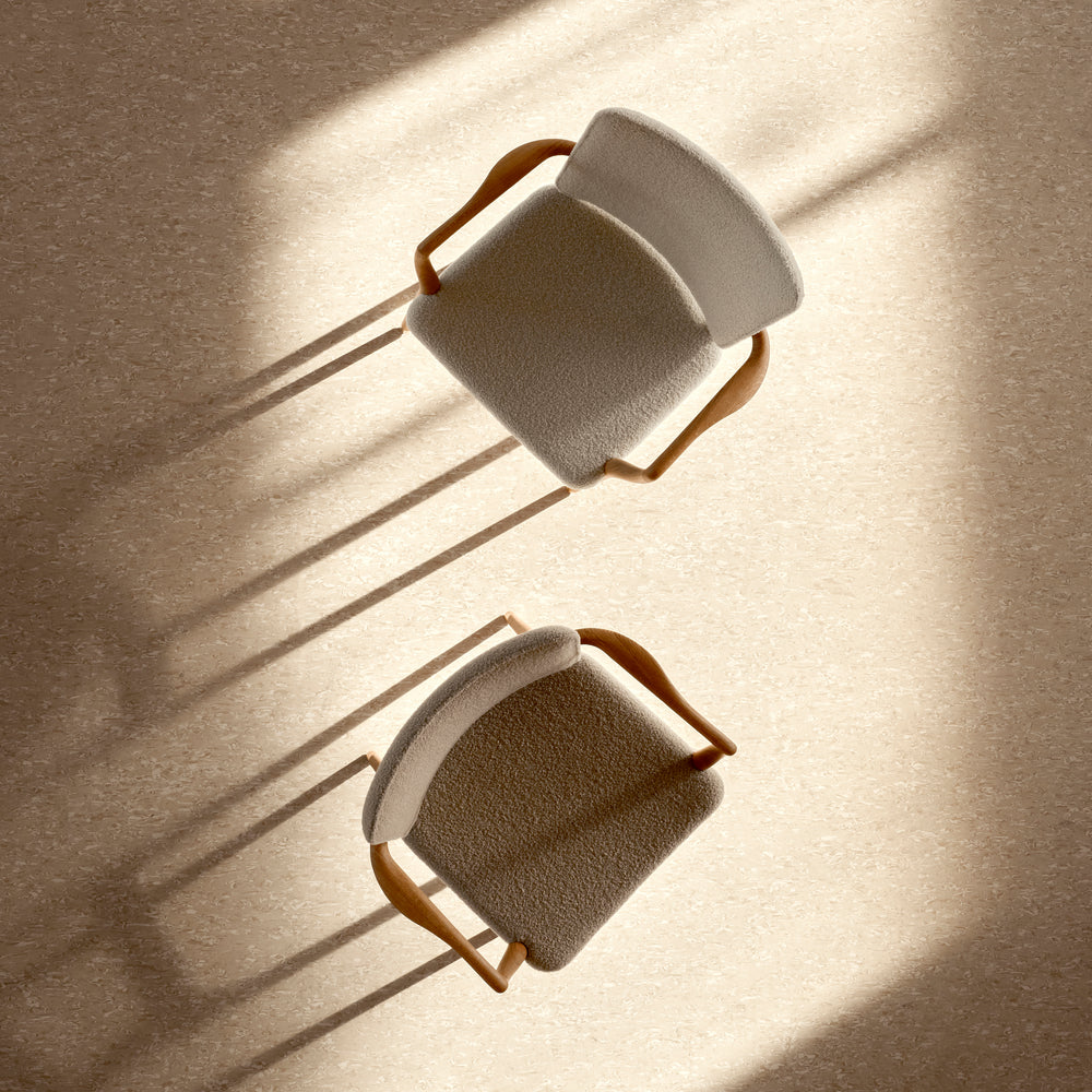 VLA61 Monarch Armchair
