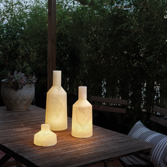 Alabast Indoor/Outdoor Table Lamp