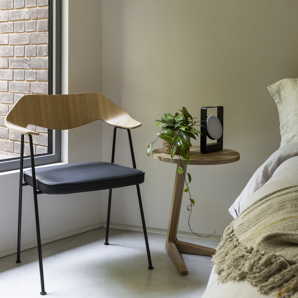 Mouro Portable Table Lamp