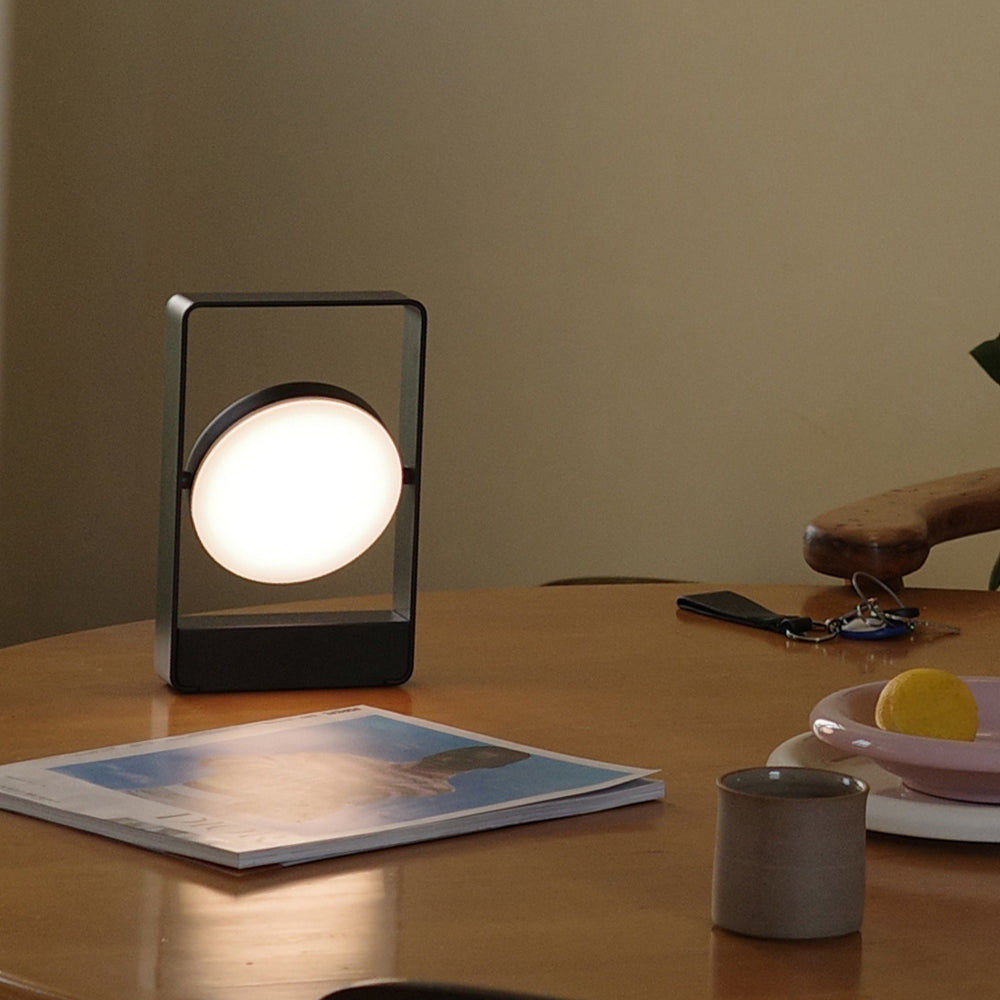 Mouro Portable Table Lamp