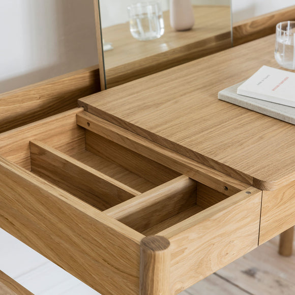 Case Furniture Pala Vanity Dressing Table - 2Modern Case Furniture Pala Vanity Dressing Table - 2Modern