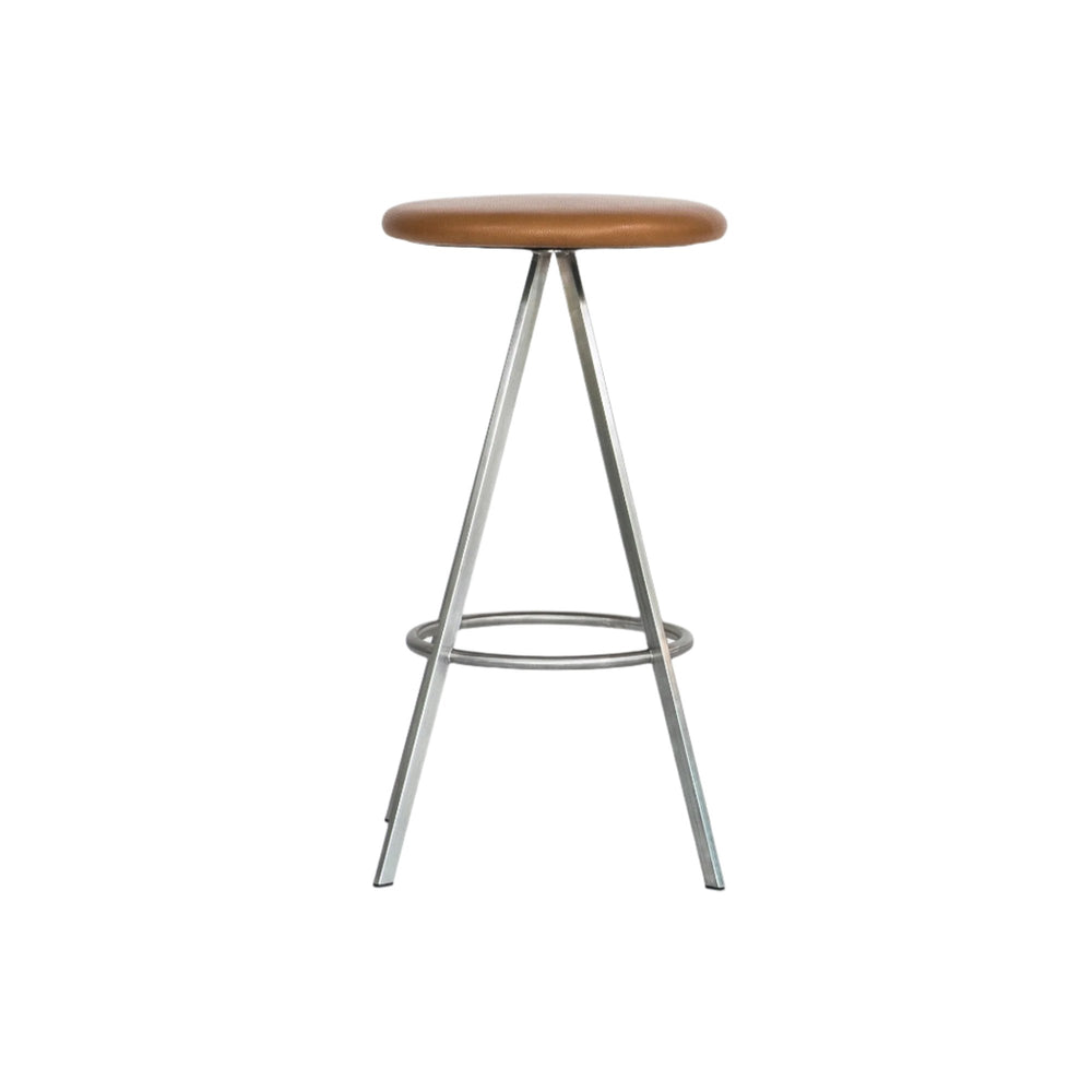 Quad-Space Stool