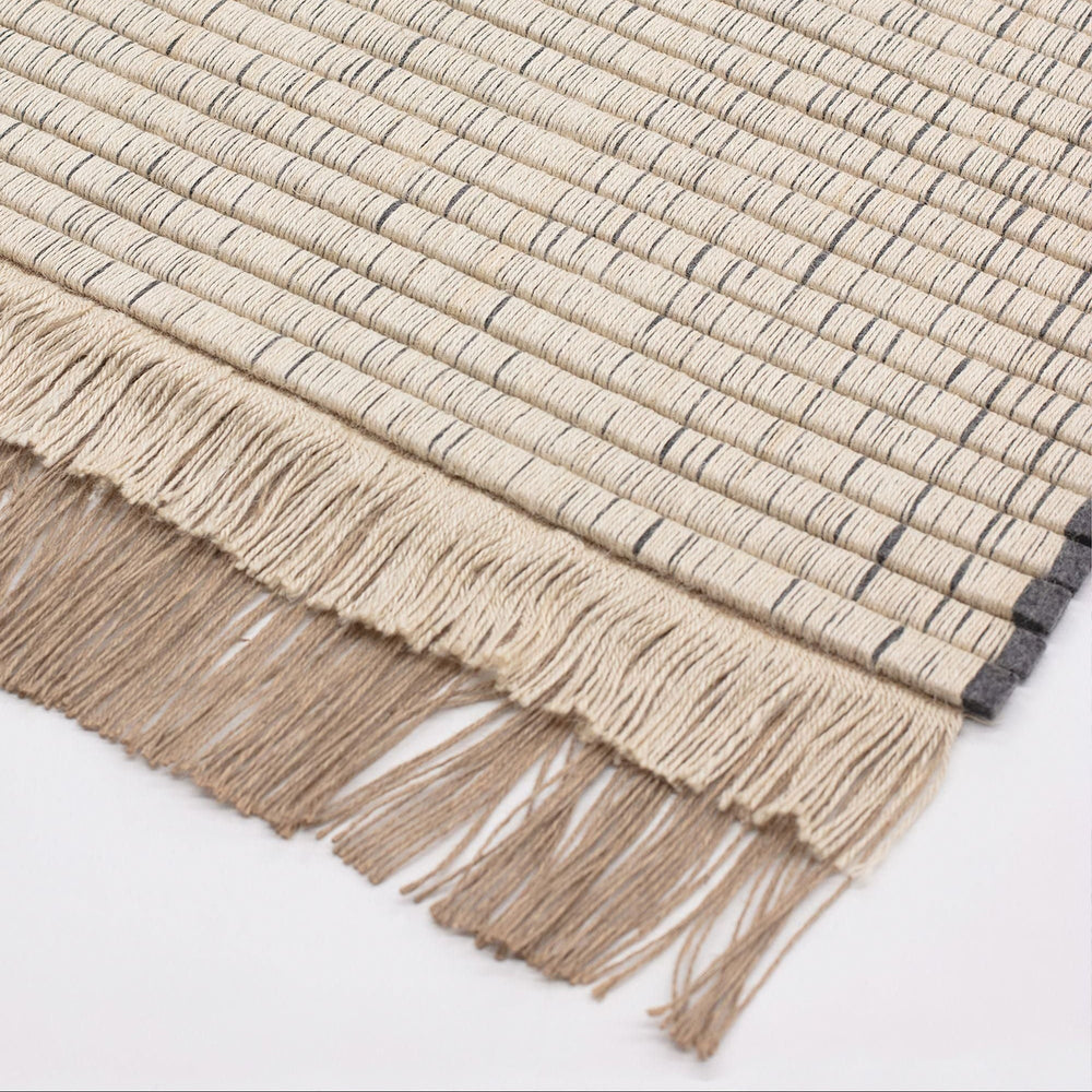 Omote Fuyu Runner