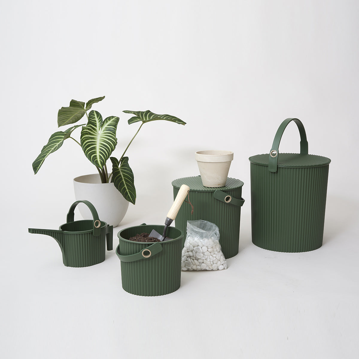 Chilewich Garden Beetle Watering Can - Thumbnail 2