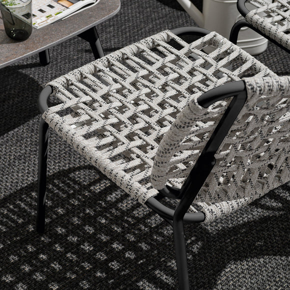 Yo Outdoor Lounge Chair