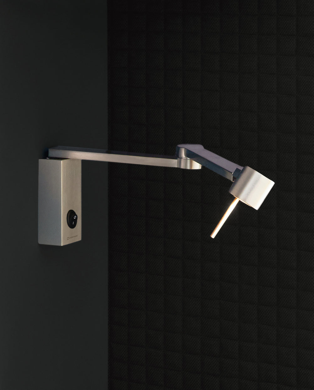 Manhattan Wall Light